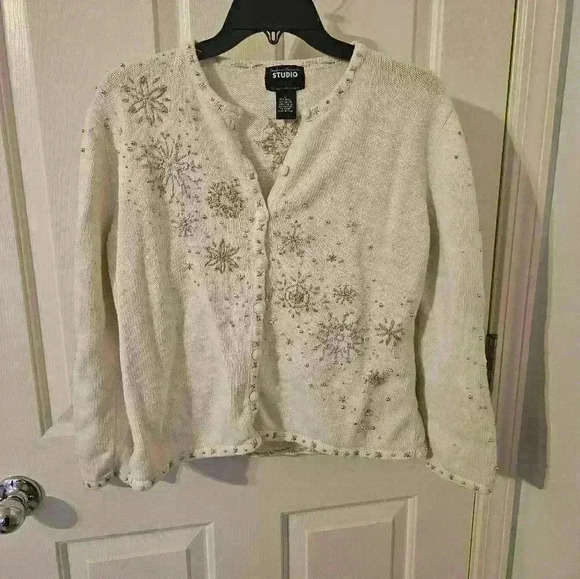 Studio Joy Beaded Christmas Sweater Size L - Picture 1 of 4